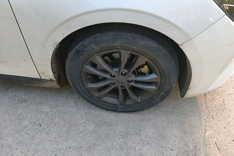 Used WM Motor E.5 2021 500 Ji Ke Xing Right Front Wheel Hub