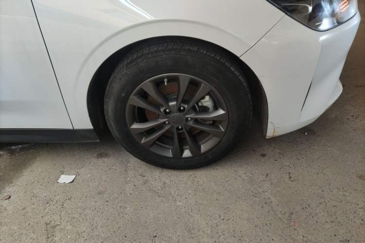 Used WM Motor E.5 2021 500 Ji Ke Xing Right Front Wheel Hub