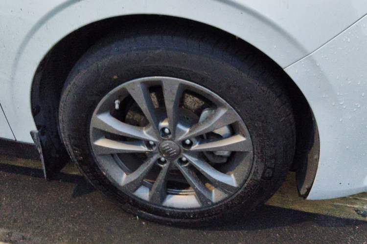 Used WM Motor E.5 2021 500 Ji Ke Xing Right Front Wheel Hub