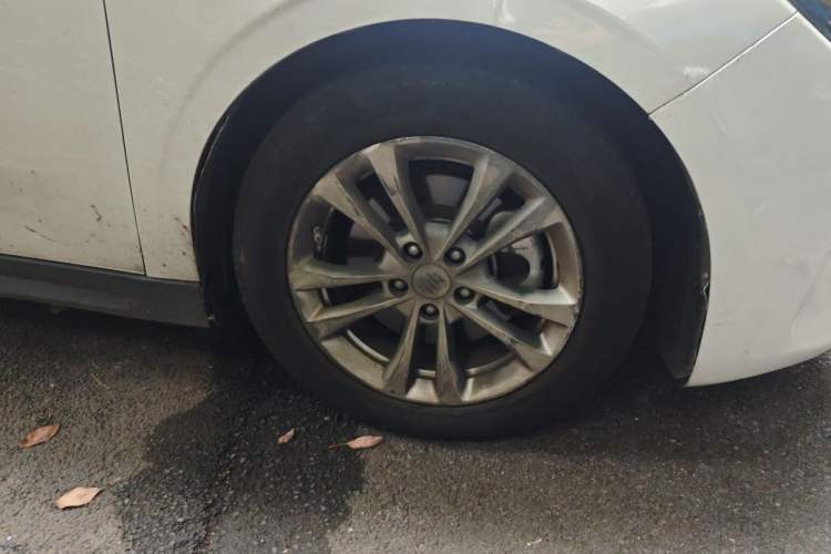 Used WM Motor E.5 2021 500 Ji Ke Xing Right Front Wheel Hub