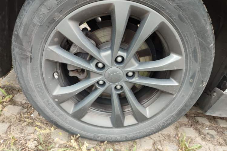 Used WM Motor E.5 2021 400 Ji Ke Xing Right Front Wheel Hub