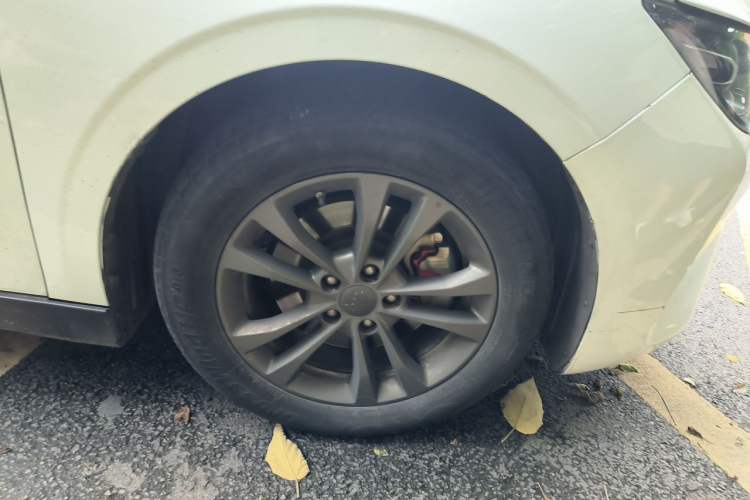 Used WM Motor E.5 2021 500 Ji Ke Xing Right Front Wheel Hub