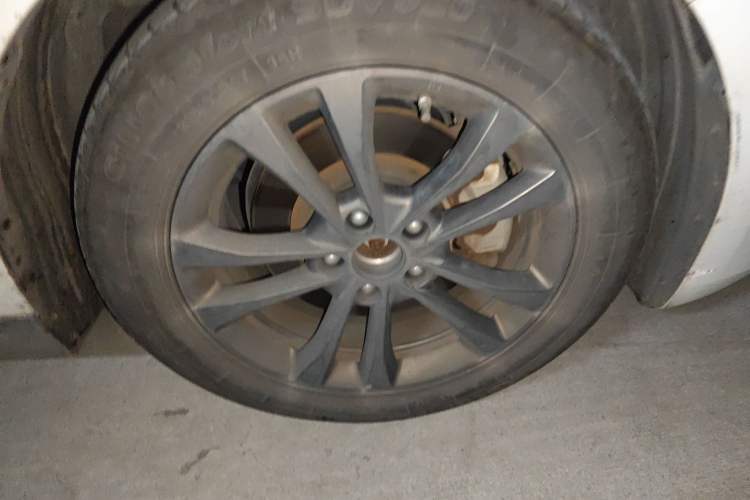 Used WM Motor E.5 2021 400 Ji Ke Xing Right Front Wheel Hub