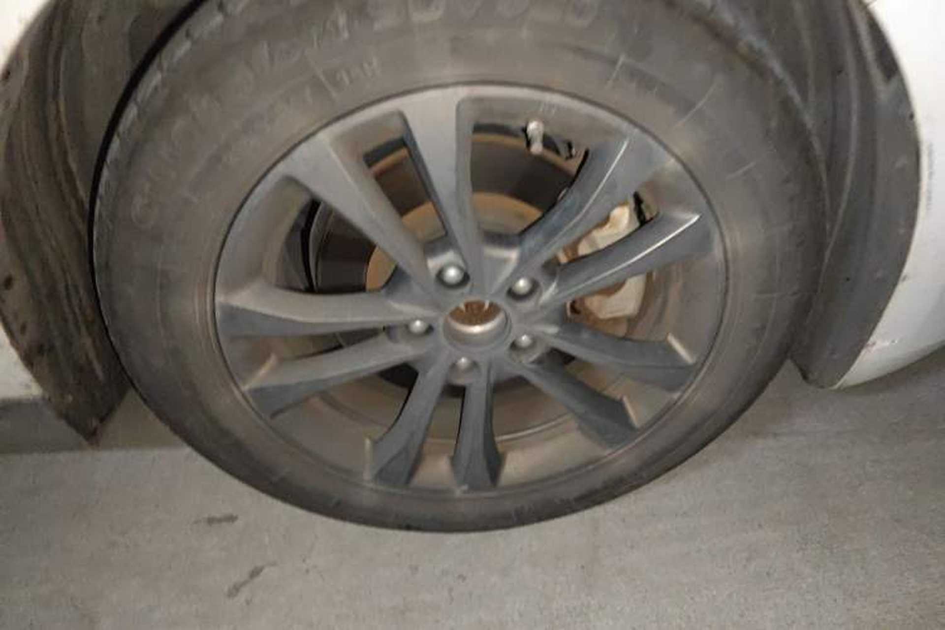 Used WM Motor E.5 2021 400 Ji Ke Xing Right Front Wheel Hub