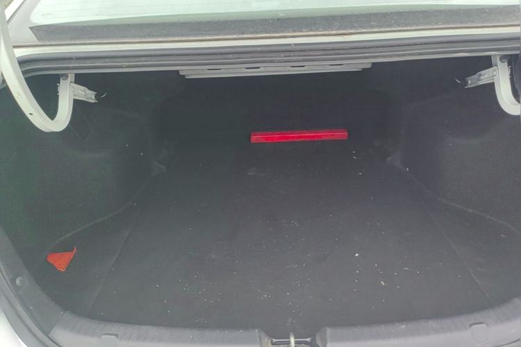 Used WM Motor E.5 2021 400 Ji Ke Xing Trunk