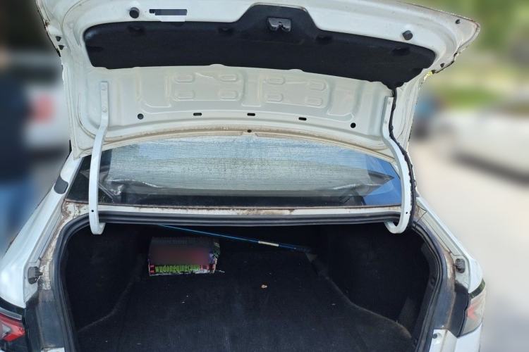 Used WM Motor E.5 2021 500 Ji Ke Xing Trunk