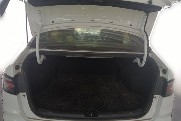 Used WM Motor E.5 2021 400 Ji Ke Xing Trunk