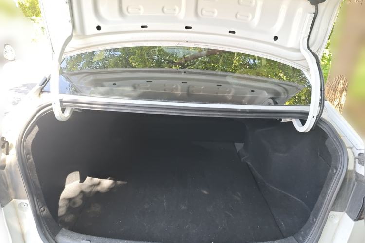 Used WM Motor E.5 2021 500 Ji Ke Xing Trunk