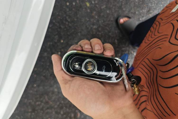 Used WM Motor E.5 2021 Revised Version 400 Ji Ke Xing Vehicle Key