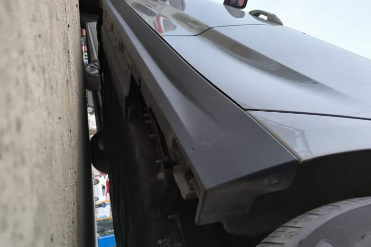 Used WM Motor E.5 2022 Zhike Xing Left Side Sill