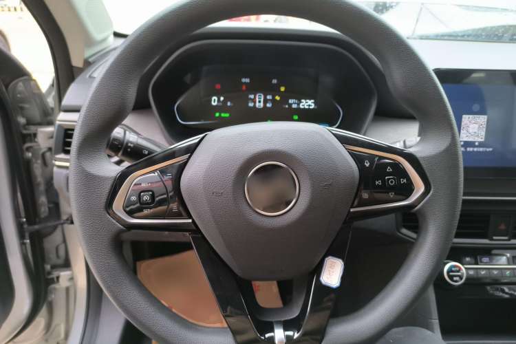 Used WM Motor E.5 2022 Zhike Xing Steering Wheel
