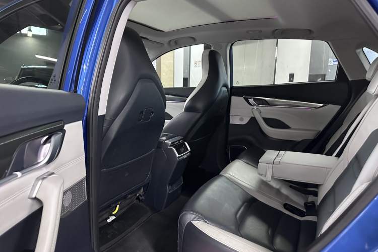 Used WM Motor EX5 2018 EX5 400 Extra Innovation Edition Interior 14