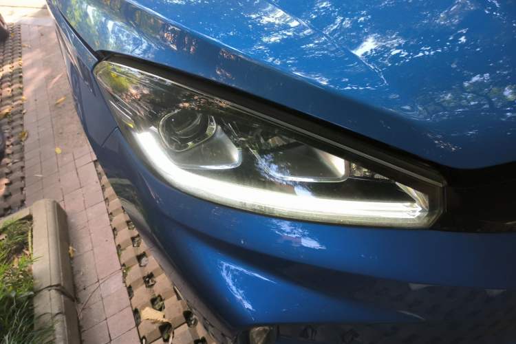 Used WM Motor EX5 2018 EX5 400 Extra Innovation Edition Right Front Headlight
