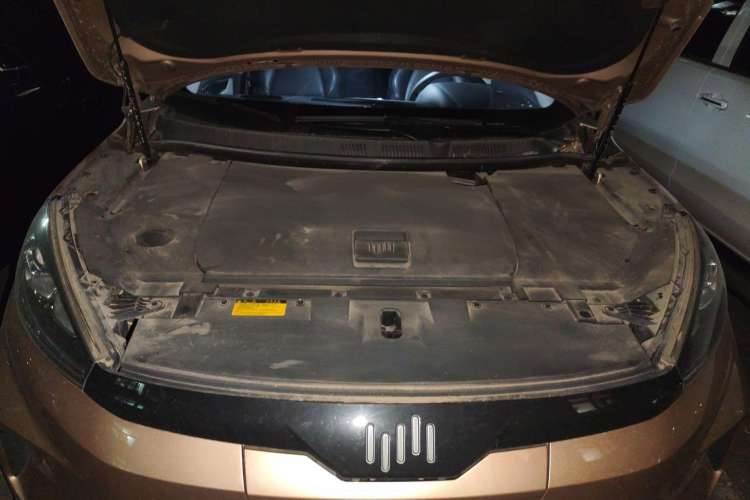 Used WM Motor EX5 2018 EX5 400 Lite Exploration Edition Engine Bay