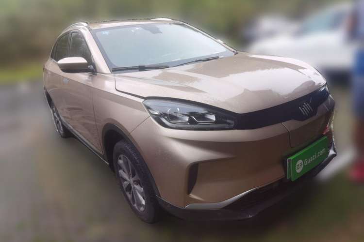 Used WM Motor EX5 2018 EX5 400 Lite Exploration Edition Front Right 45 Deg