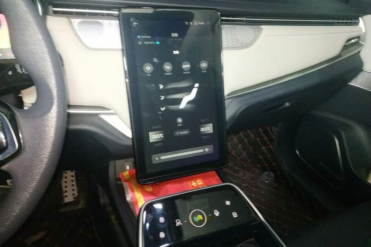 Used WM Motor EX5 2018 EX5 300 Extra Innovation Edition Audio And AC Panel