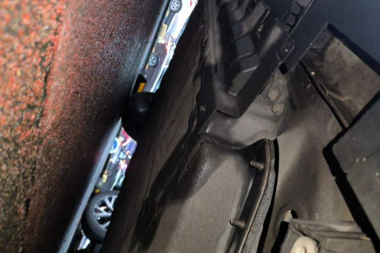 Used WM Motor EX5 2018 EX5 400 Extra Innovation Edition Chassis Front Right