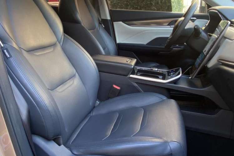 Used WM Motor EX5 2018 EX5 400 Extra Innovation Edition Interior 14