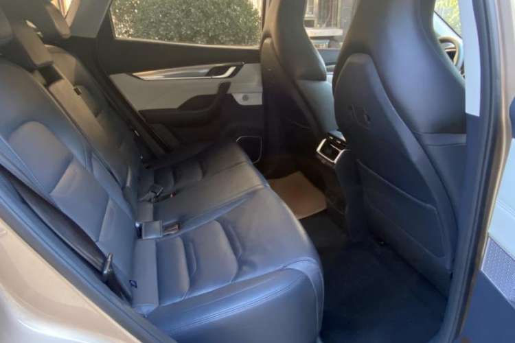 Used WM Motor EX5 2018 EX5 400 Extra Innovation Edition Interior 9