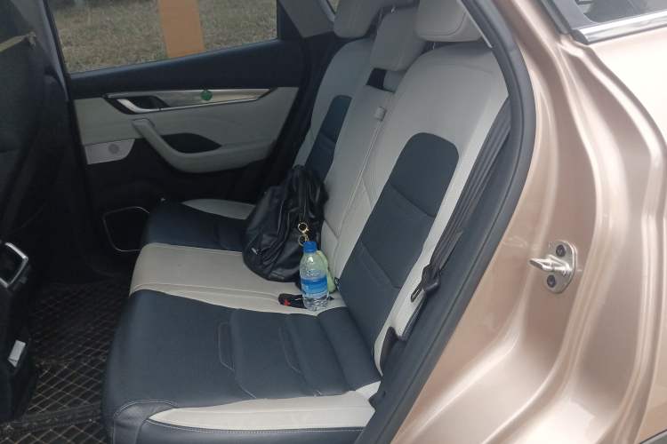 Used WM Motor EX5 2018 EX5 400 Extra Innovation Edition Left Rear Seat