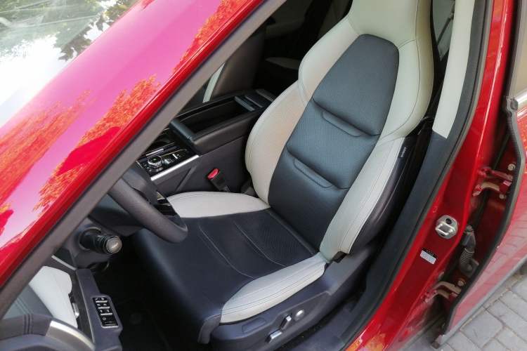 Used WM Motor EX5 2018 EX5 400 Extra Innovation Edition Left Front Seat