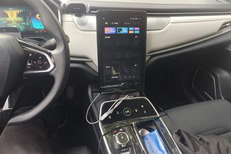 Used WM Motor EX5 2018 EX5 400 Lite Exploration Edition Audio And AC Panel