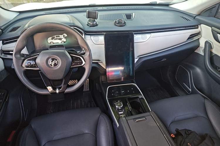 Used WM Motor EX5 2018 EX5 400 Lite Exploration Edition Center Console