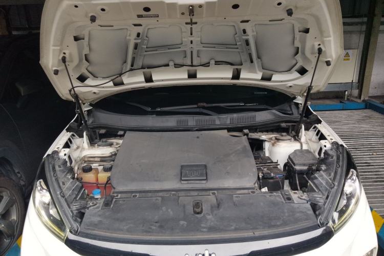 Used WM Motor EX5 2018 EX5 400 Extra Innovation Edition Engine Bay