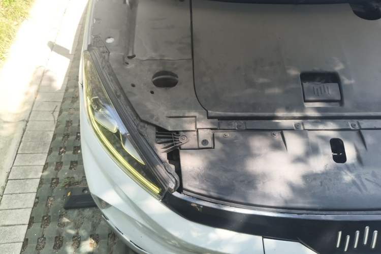 Used WM Motor EX5 2018 EX5 400 Extra Innovation Edition Engine Bay Right
