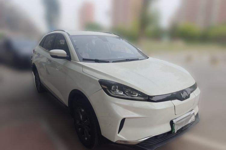 Used WM Motor EX5 2018 EX5 400 Lite Exploration Edition Front Right 45 Deg