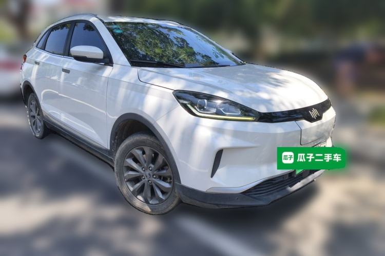 Used WM Motor EX5 2018 EX5 400 Lite Exploration Edition Front Right 45 Deg