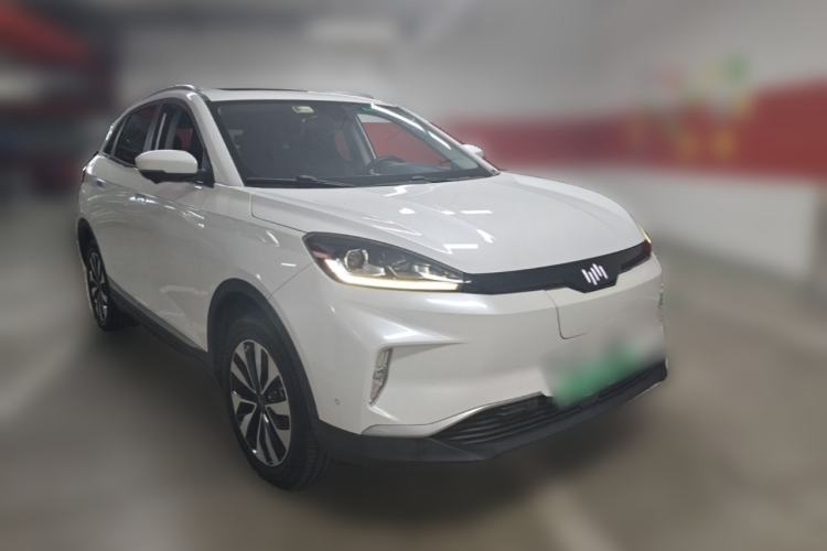 Used WM Motor EX5 2018 EX5 400 Extra Innovation Edition Front Right 45 Deg