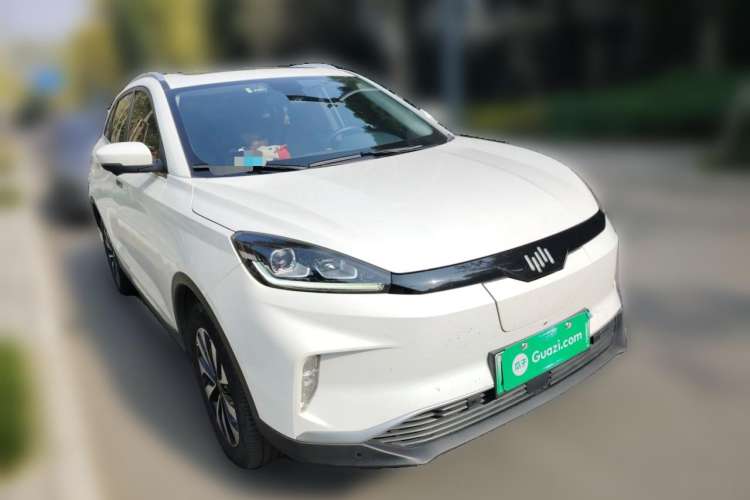 Used WM Motor EX5 2018 EX5 400 Extra Innovation Edition Front Right 45 Deg