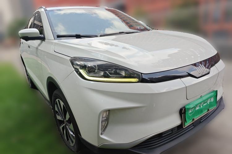 Used WM Motor EX5 2018 EX5 400 Extra Innovation Edition Front Right 45 Deg