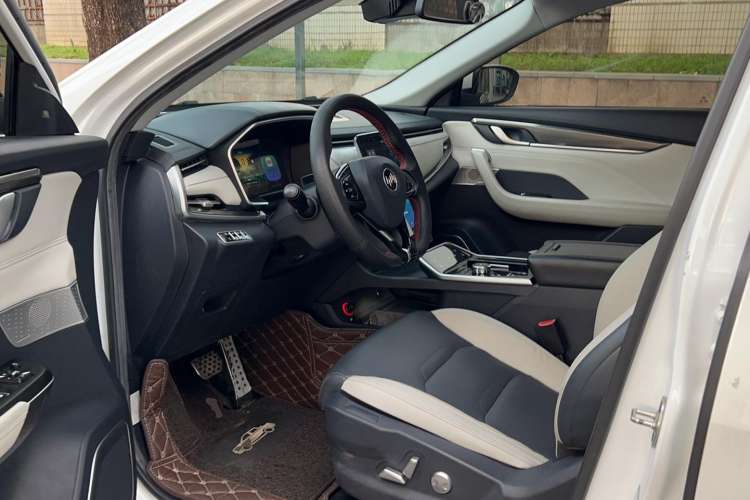Used WM Motor EX5 2018 EX5 400 Extra Innovation Edition Interior 1