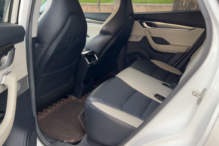 Used WM Motor EX5 2018 EX5 400 Extra Innovation Edition Interior 2