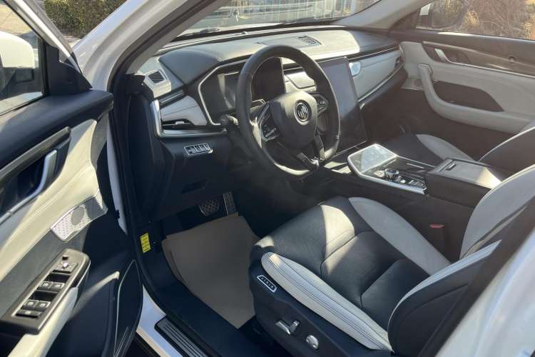 Used WM Motor EX5 2018 EX5 400 Lite Exploration Edition Left Front Seat