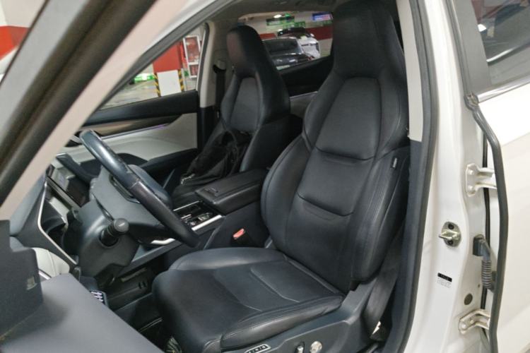 Used WM Motor EX5 2018 EX5 400 Extra Innovation Edition Left Front Seat