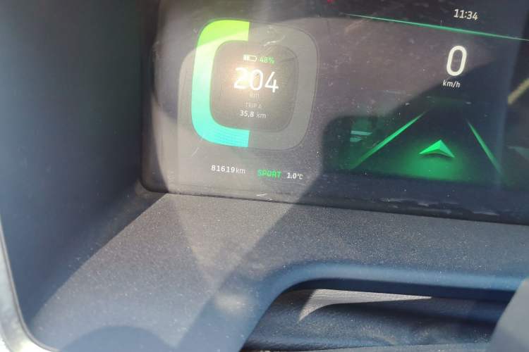 Used WM Motor EX5 2018 EX5 400 Lite Exploration Edition Odometer Close Up