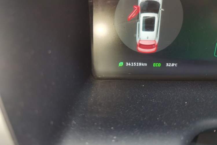Used WM Motor EX5 2018 EX5 400 Lite Exploration Edition Odometer Close Up