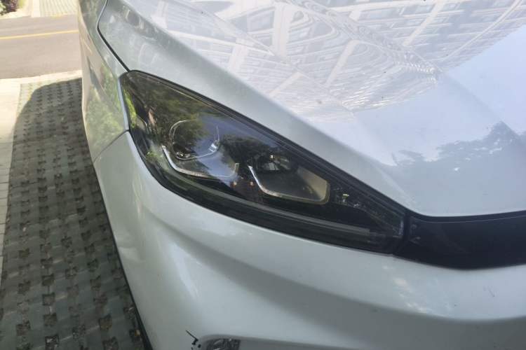 Used WM Motor EX5 2018 EX5 400 Extra Innovation Edition Right Front Headlight