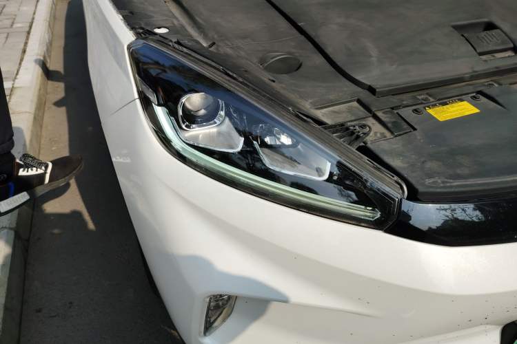 Used WM Motor EX5 2018 EX5 400 Extra Innovation Edition Right Front Headlight