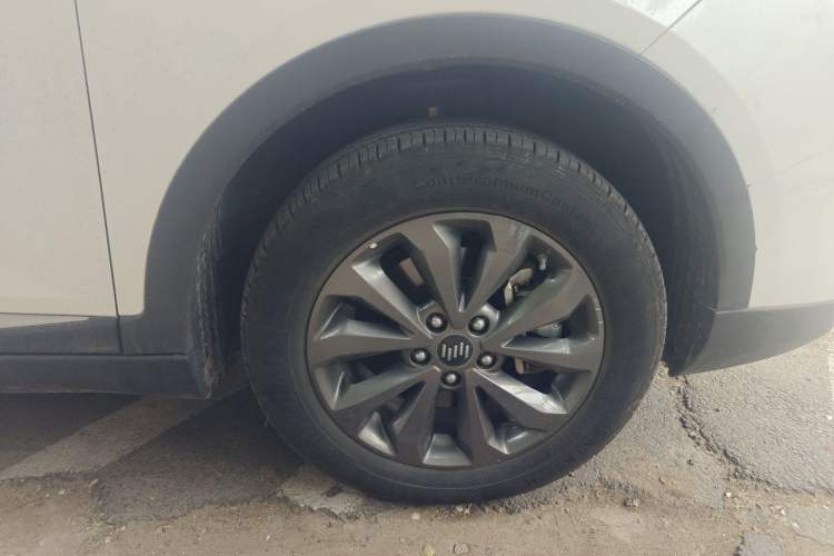 Used WM Motor EX5 2018 EX5 400 Lite Exploration Edition Right Front Wheel Hub