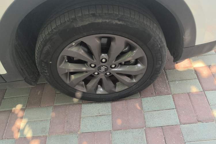 Used WM Motor EX5 2018 EX5 400 Lite Exploration Edition Right Front Wheel Hub