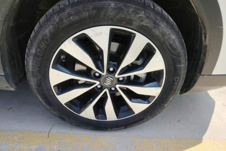 Used WM Motor EX5 2018 EX5 400 Lite Exploration Edition Right Front Wheel Hub
