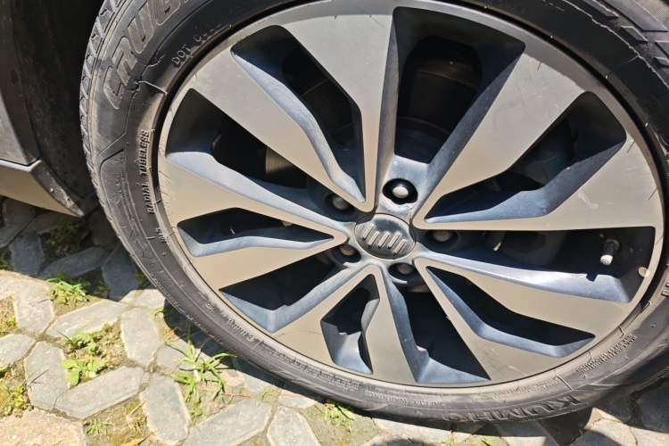 Used WM Motor EX5 2018 EX5 400 Lite Exploration Edition Right Front Wheel Hub