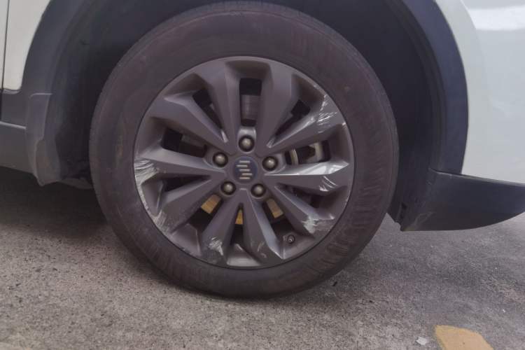 Used WM Motor EX5 2018 EX5 400 Lite Exploration Edition Right Front Wheel Hub