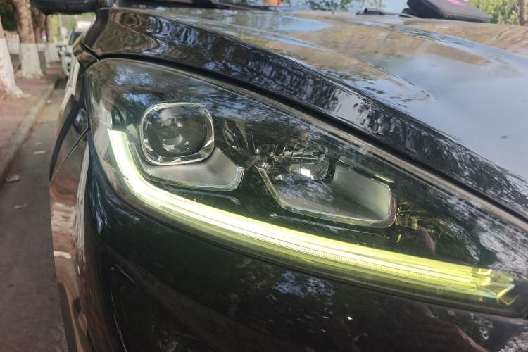 Used WM Motor EX5 2019 EX5 Mate Weymeng Edition 400 Right Front Headlight