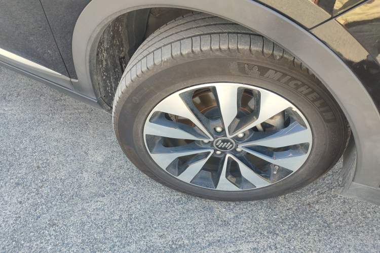 Used WM Motor EX5 2019 EX5 Extra Innovation Edition 520 Right Front Wheel Hub