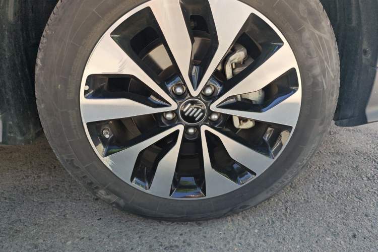 Used WM Motor EX5 2019 EX5 Lite Exploration Edition 400 Right Front Wheel Hub